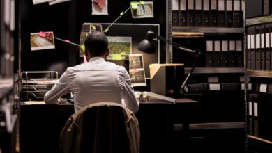 Forensic Document Examiner Explained: What They Do and Why It Matters