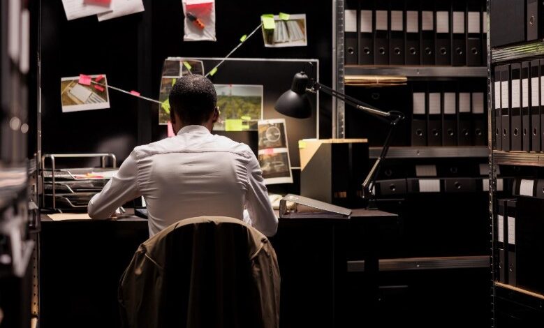 Forensic Document Examiner Explained: What They Do and Why It Matters Forensic Document Examiner Explained: What They Do and Why It Matters